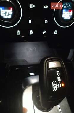 Внедорожник / Кроссовер Land Rover Discovery Sport 2020 в 