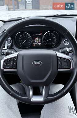 Внедорожник / Кроссовер Land Rover Discovery Sport 2016 в 