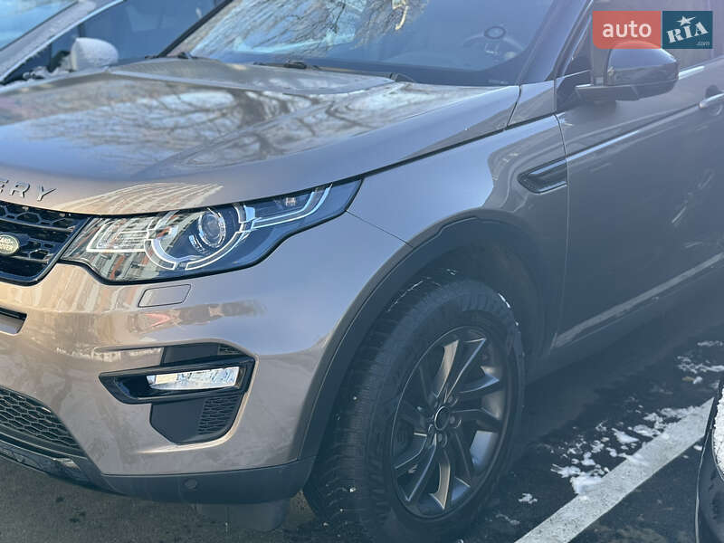Внедорожник / Кроссовер Land Rover Discovery Sport 2015 в Киеве