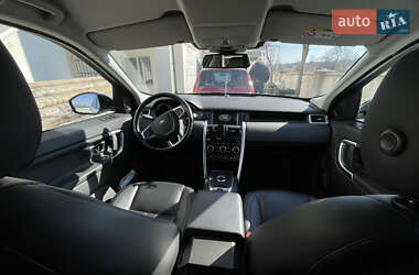 Внедорожник / Кроссовер Land Rover Discovery Sport 2016 в 