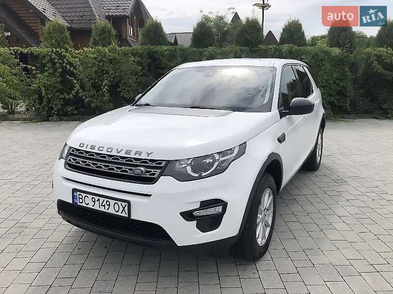 Позашляховик / Кросовер Land Rover Discovery Sport 2018 в 
