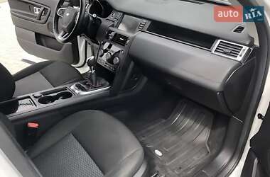 Позашляховик / Кросовер Land Rover Discovery Sport 2018 в 