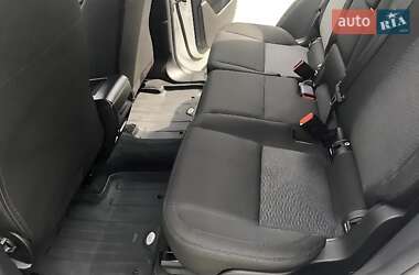 Позашляховик / Кросовер Land Rover Discovery Sport 2018 в 