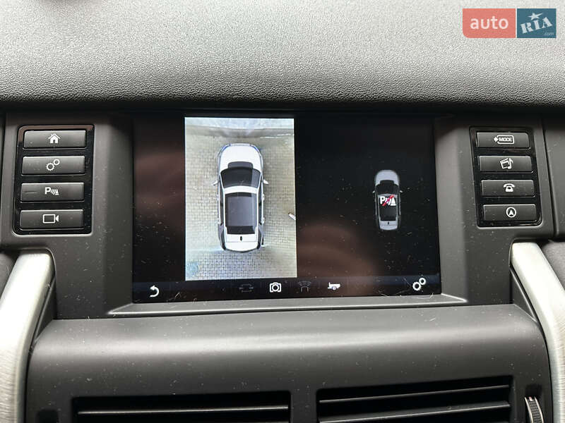 Внедорожник / Кроссовер Land Rover Discovery Sport 2016 в Киеве