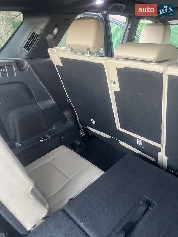 Внедорожник / Кроссовер Land Rover Discovery Sport 2015 в Виннице
