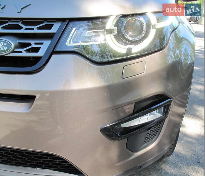 Внедорожник / Кроссовер Land Rover Discovery Sport 2016 в Киеве