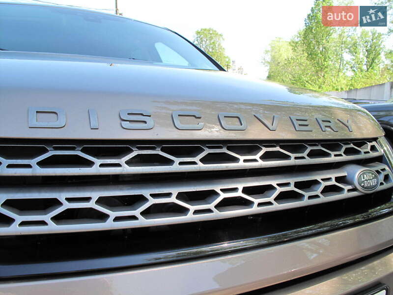 Внедорожник / Кроссовер Land Rover Discovery Sport 2016 в Киеве