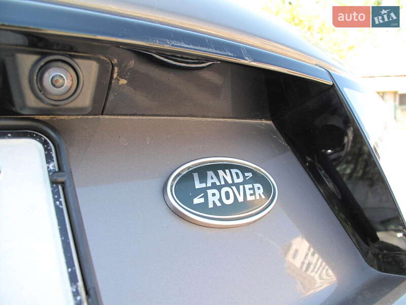 Внедорожник / Кроссовер Land Rover Discovery Sport 2016 в Киеве