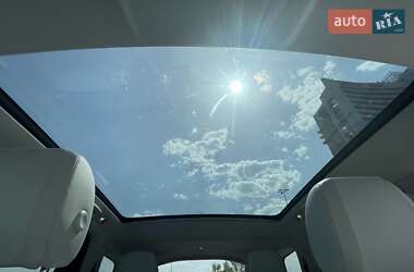 Внедорожник / Кроссовер Land Rover Discovery Sport 2019 в 