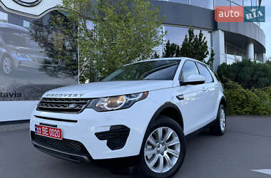 Внедорожник / Кроссовер Land Rover Discovery Sport 2016 в 