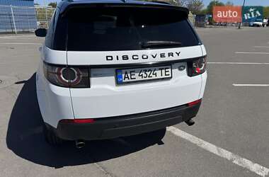 Позашляховик / Кросовер Land Rover Discovery Sport 2016 в 