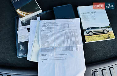 Внедорожник / Кроссовер Land Rover Discovery Sport 2015 в 