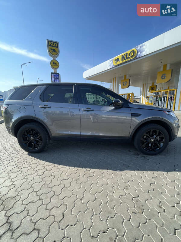 Внедорожник / Кроссовер Land Rover Discovery Sport 2016 в 