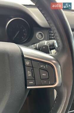 Внедорожник / Кроссовер Land Rover Discovery Sport 2018 в 