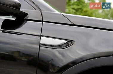 Позашляховик / Кросовер Land Rover Discovery Sport 2020 в 