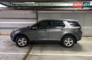 Внедорожник / Кроссовер Land Rover Discovery Sport 2016 в Киеве