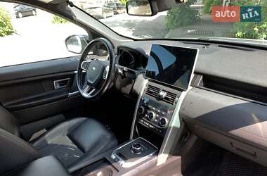 Внедорожник / Кроссовер Land Rover Discovery Sport 2016 в 