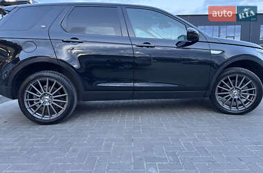 Внедорожник / Кроссовер Land Rover Discovery Sport 2016 в 
