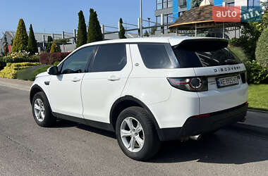 Внедорожник / Кроссовер Land Rover Discovery Sport 2016 в 