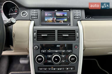 Внедорожник / Кроссовер Land Rover Discovery Sport 2016 в 