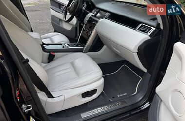Внедорожник / Кроссовер Land Rover Discovery Sport 2015 в 