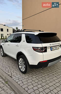 Внедорожник / Кроссовер Land Rover Discovery Sport 2015 в 