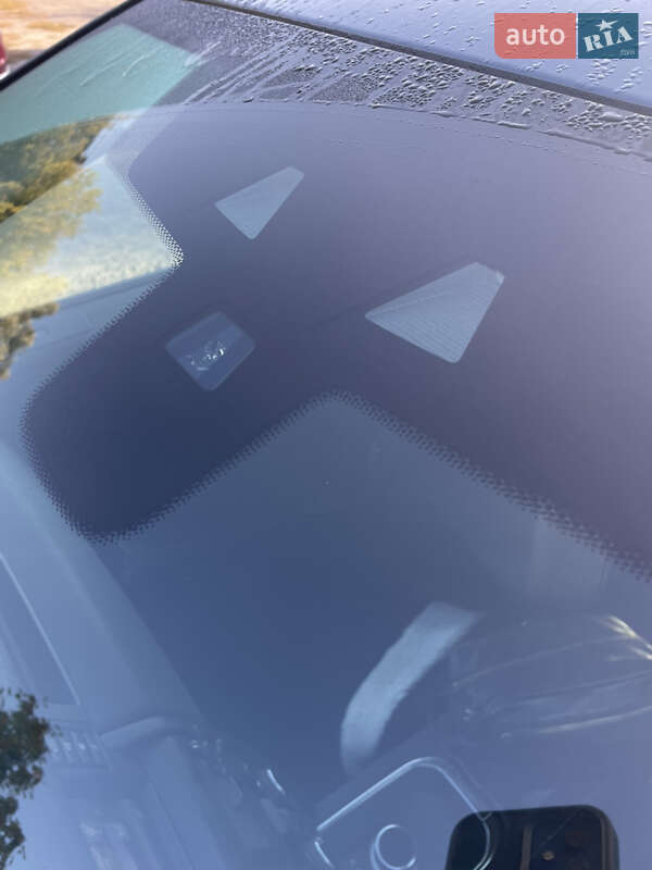 Внедорожник / Кроссовер Land Rover Discovery Sport 2018 в Сумах