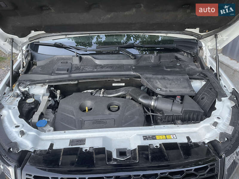 Внедорожник / Кроссовер Land Rover Discovery Sport 2017 в Киеве