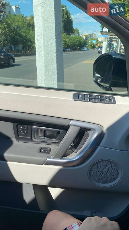 Внедорожник / Кроссовер Land Rover Discovery Sport 2015 в Одессе фото 8 Внедорожник / Кроссовер Land Rover Discovery Sport 2015 в Одессе