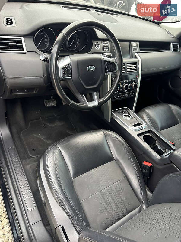 Позашляховик / Кросовер Land Rover Discovery Sport 2017 в Івано-Франківську
