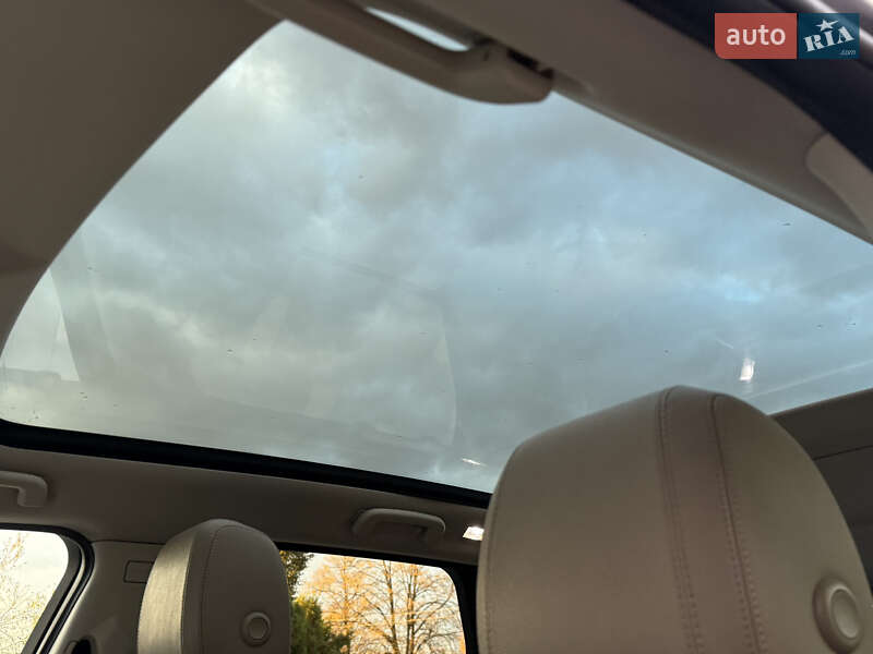 Позашляховик / Кросовер Land Rover Discovery Sport 2016 в Дрогобичі