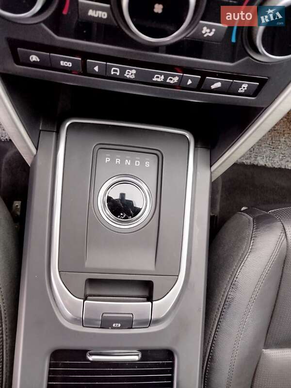 Позашляховик / Кросовер Land Rover Discovery Sport 2016 в Києві фото 34 Позашляховик / Кросовер Land Rover Discovery Sport 2016 в Києві