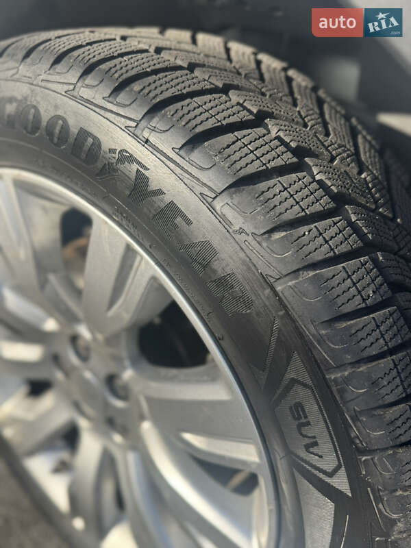 Внедорожник / Кроссовер Land Rover Discovery Sport 2015 в Киеве фото 21 Внедорожник / Кроссовер Land Rover Discovery Sport 2015 в Киеве