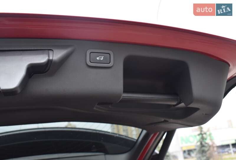 Внедорожник / Кроссовер Land Rover Discovery Sport 2016 в Киеве фото 14 Внедорожник / Кроссовер Land Rover Discovery Sport 2016 в Киеве
