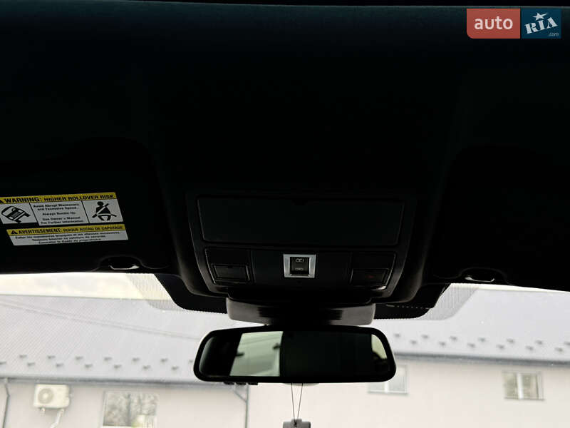 Позашляховик / Кросовер Land Rover Discovery Sport 2016 в Дрогобичі