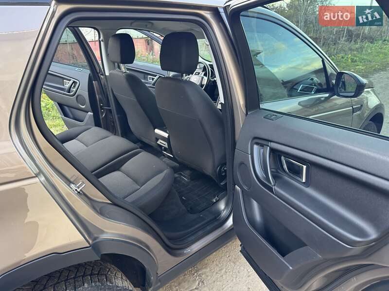 Позашляховик / Кросовер Land Rover Discovery Sport 2015 в Калуші