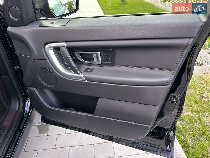 Внедорожник / Кроссовер Land Rover Discovery Sport 2019 в Львове