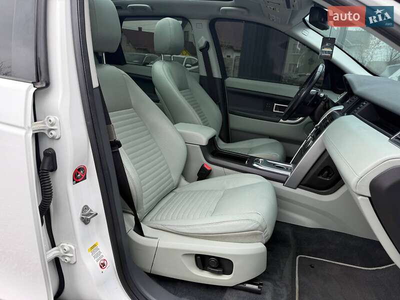 Внедорожник / Кроссовер Land Rover Discovery Sport 2015 в Хмельницком