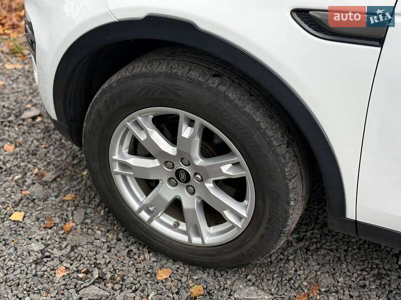 Внедорожник / Кроссовер Land Rover Discovery Sport 2015 в Хмельницком