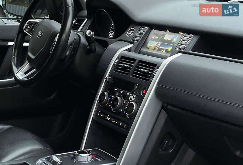 Внедорожник / Кроссовер Land Rover Discovery Sport 2016 в Киеве фото 28 Внедорожник / Кроссовер Land Rover Discovery Sport 2016 в Киеве