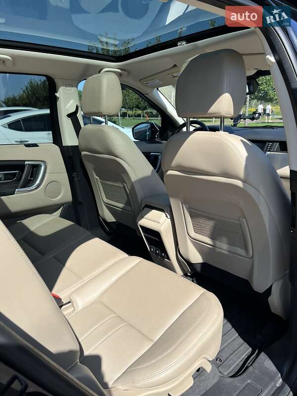 Внедорожник / Кроссовер Land Rover Discovery Sport 2019 в Киеве фото 36 Внедорожник / Кроссовер Land Rover Discovery Sport 2019 в Киеве