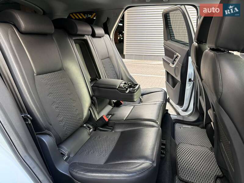 Внедорожник / Кроссовер Land Rover Discovery Sport 2019 в Киеве