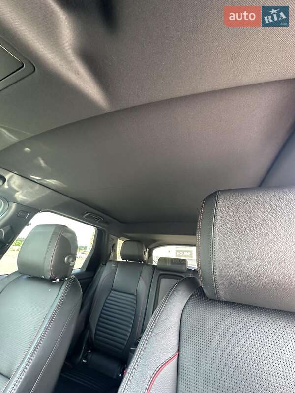 Внедорожник / Кроссовер Land Rover Discovery Sport 2020 в Киеве