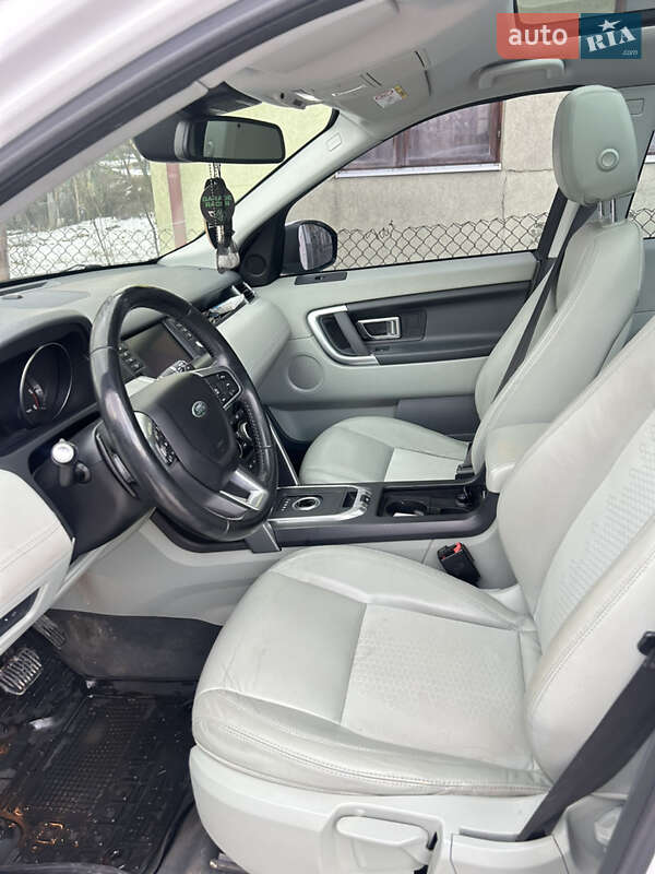 Внедорожник / Кроссовер Land Rover Discovery Sport 2015 в Монастыриске