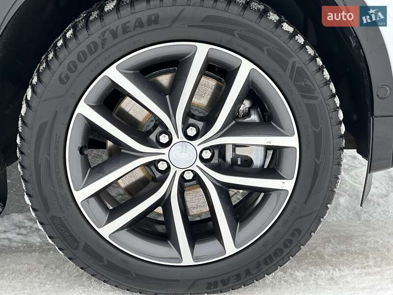 Внедорожник / Кроссовер Land Rover Discovery Sport 2023 в Киеве