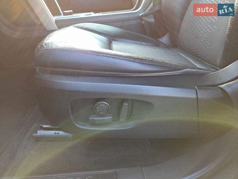 Внедорожник / Кроссовер Land Rover Discovery Sport 2017 в Киеве фото 14 Внедорожник / Кроссовер Land Rover Discovery Sport 2017 в Киеве