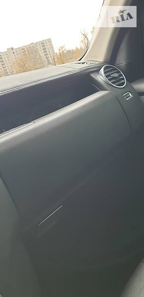 Позашляховик / Кросовер Land Rover Discovery 2010 в Слов'янську