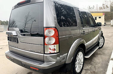 Позашляховик / Кросовер Land Rover Discovery 2011 в 