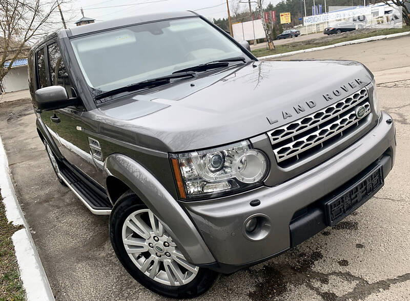 Позашляховик / Кросовер Land Rover Discovery 2011 в 