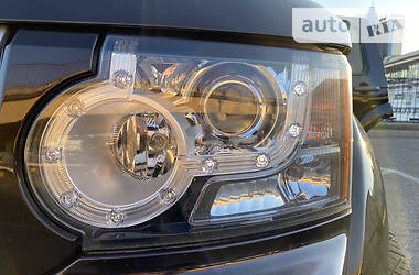 Позашляховик / Кросовер Land Rover Discovery 2012 в 
